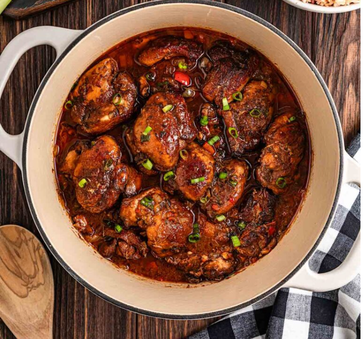 Brown Stew Chicken (Chicken Only) - Pete's Jamaican Restaurant