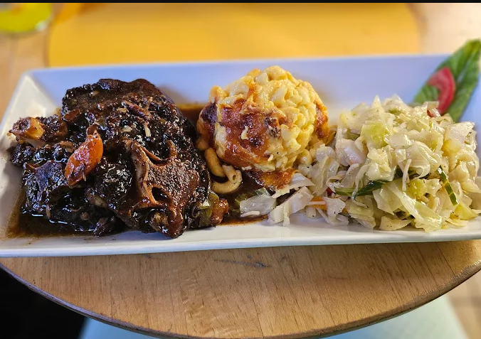 Oxtail Meal - Pete's Jamaican Restaurant